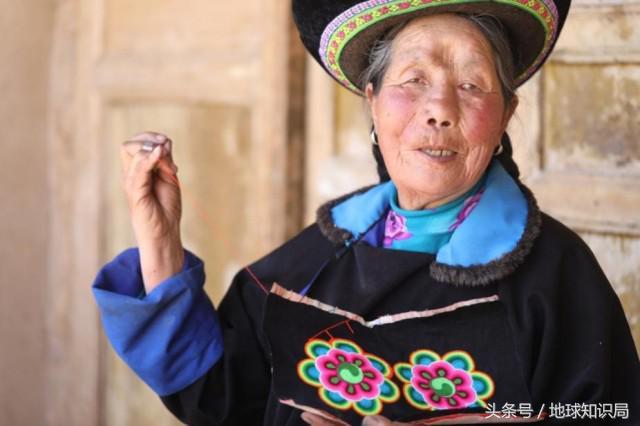 云南有多少个少数民族，云南有多少个民族（云南那么多少数民族是从哪来的）