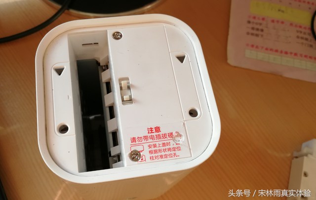 用了三年的荣耀立方路由器能有多脏，那就给他洗个澡吧！