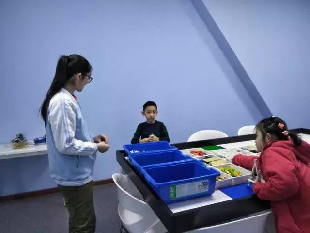 蓝云之鹰机器人教育加盟，机器人教育十大品牌你了解多少（完美的结束，优雅的开始）