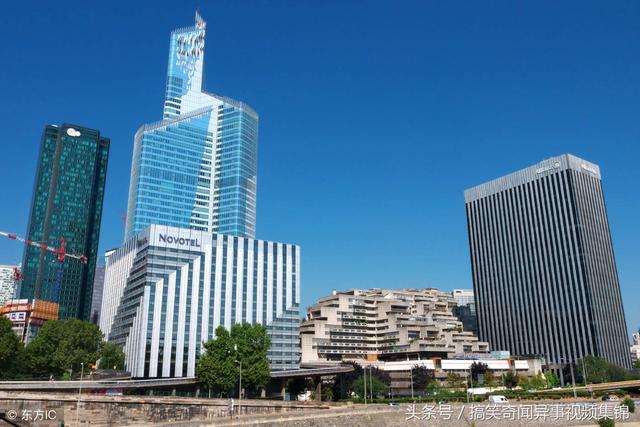 苏伊士运河地理位置，苏伊士运河的宽度是多少（苏伊士运河多宽）