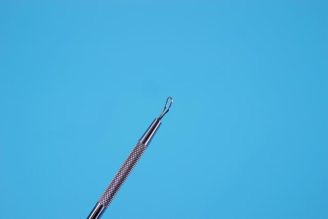 贝佳斯白泥怎么用，贝佳斯白泥正确使用方法急（收敛水的四种用法）