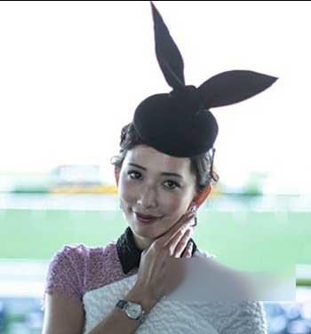 韩国发带怎么带好看，发带要怎么带才好看（教你如何用发箍扎头发）