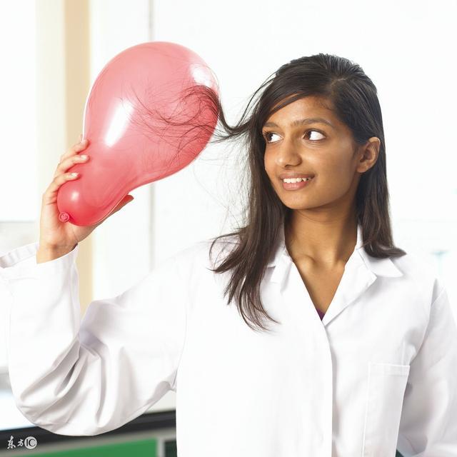 衣服起静电怎么办，衣服静电粘身怎么消除（消除衣服静电吸附小技巧）