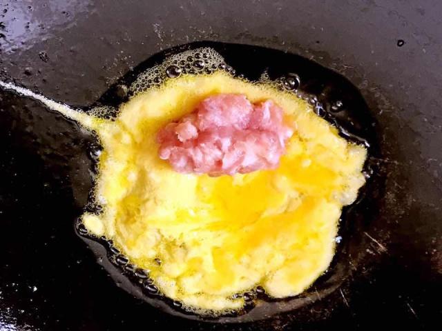 红烧蛋饺怎么做，团圆年夜饭之红烧蛋饺