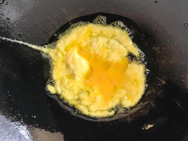 红烧蛋饺怎么做，团圆年夜饭之红烧蛋饺