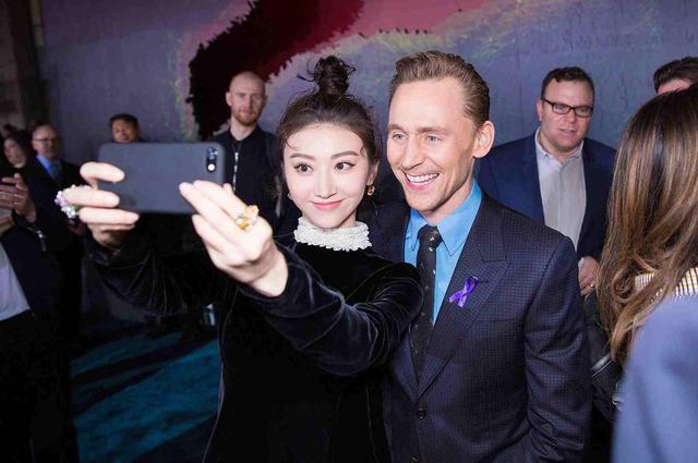 景甜 爸爸是谁，景甜 的父亲（景甜晒全家福庆除夕）