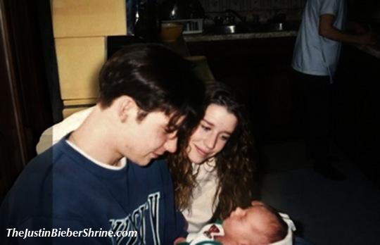 贾斯汀比伯头像，贾斯汀比伯微信（携手出席的Jelena甜过情人节）