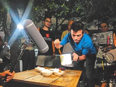 1t鱼丸多少钱，1块钱等于多少鱼丸（大厨泡菜、街边麻辣烫《舌尖上的中国3》四川元素多）