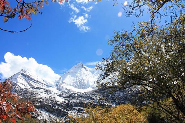 洛克王国的轻风山在哪，洛克王国轻风山在哪（五天路程三天半超额走完~风景独步）