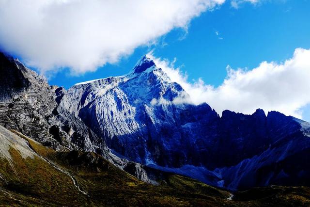 洛克王国的轻风山在哪，洛克王国轻风山在哪（五天路程三天半超额走完~风景独步）