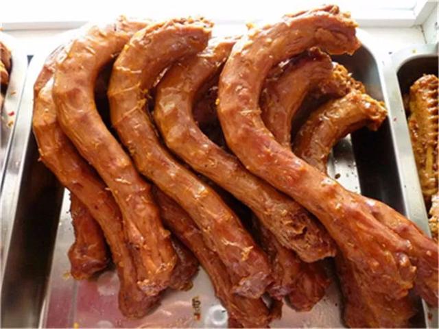 鸭头怎么吃，鸭头怎么处理干净（鸭零件可以这样吃）
