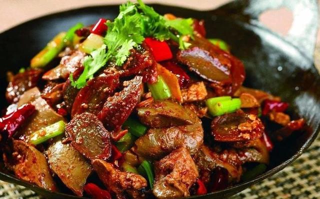 鸭头怎么吃，鸭头怎么处理干净（鸭零件可以这样吃）