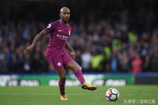 足球技术，足球初学者必读（足球技术统计表）