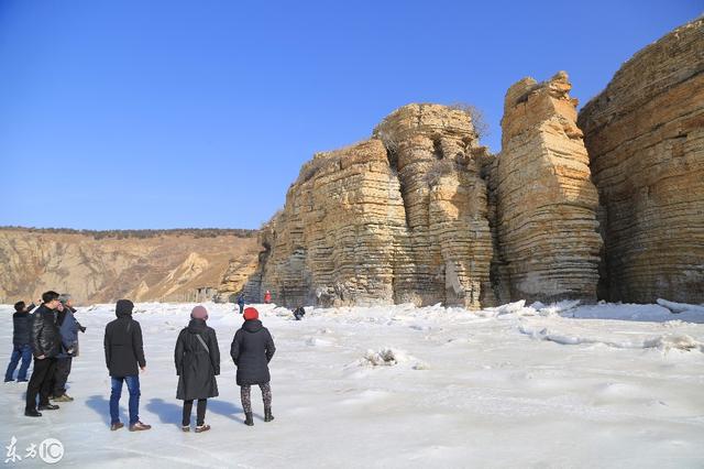 海蚀柱的形成过程，海蚀柱的形成过程可反映出（这里的海蚀地貌美的让人震撼）