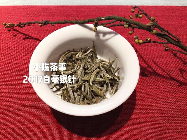明前茶和雨前茶的区别，龙井明前新茶和雨前新茶有什么区别（一篇文章教你理清春茶、头春茶、明前茶、雨前茶的区别）