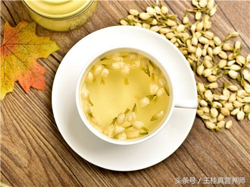 茉莉桂圆茶的功效，红枣枸杞桂圆茉莉茶泡水喝的功效（赶紧来点春饮第一茶）