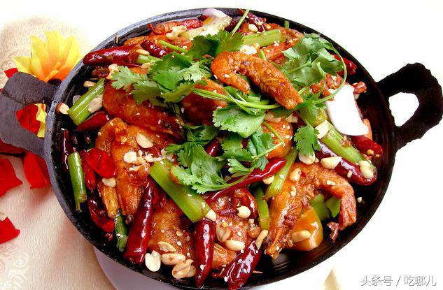 砂锅可以炒菜吗，砂锅使用注意哪些事项（普通砂锅也能做出营养价值高的美食）