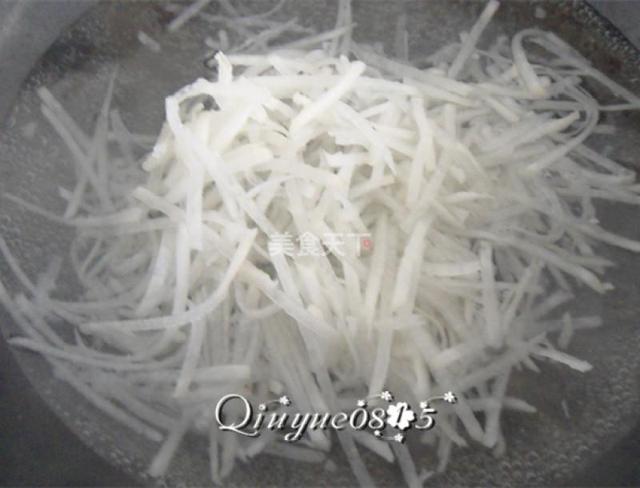 摊咸食的家常做法，咸食做法家常做法（北方人把这个叫做“咸食”）