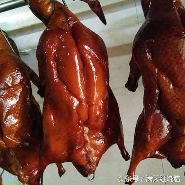 家常烧鹅的做法，烧鹅的正宗配菜（是如何做到鹅肉肥而不腻的）