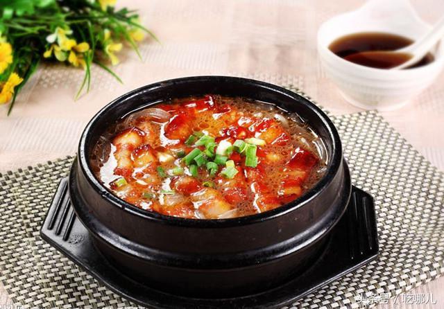 砂锅可以炒菜吗，砂锅使用注意哪些事项（普通砂锅也能做出营养价值高的美食）