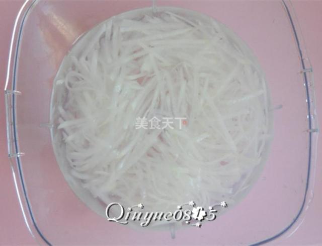 摊咸食的家常做法，咸食做法家常做法（北方人把这个叫做“咸食”）