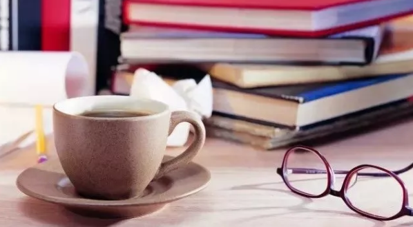 敬业的句子经典语录，经典敬业名言（15组讲敬业讲学习领导讲话精彩句子）