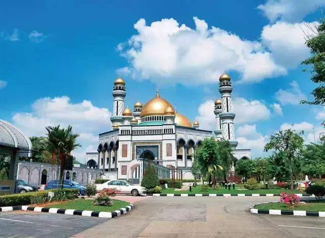 文莱在哪里，文莱在中国的哪个位置（超高福利的亚太首富——文莱）