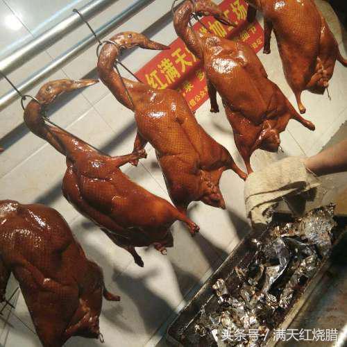 家常烧鹅的做法，烧鹅的正宗配菜（是如何做到鹅肉肥而不腻的）