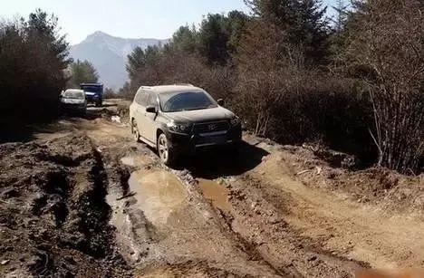 呸去掉口是什么字，带有口字旁的字有哪些口字旁的字（广州人会说不会写的315个粤语字）