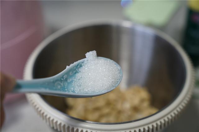 油炸腰果如何做，15分钟复制异国的特色炸腰果