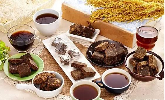 红糖有什么功效，红糖加生姜煮水喝有什么功效（红糖的，五项药用功效）