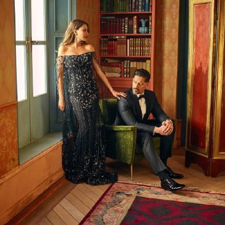 索菲娅维加拉以前写真，“神奇女侠”登上《名利场》写真