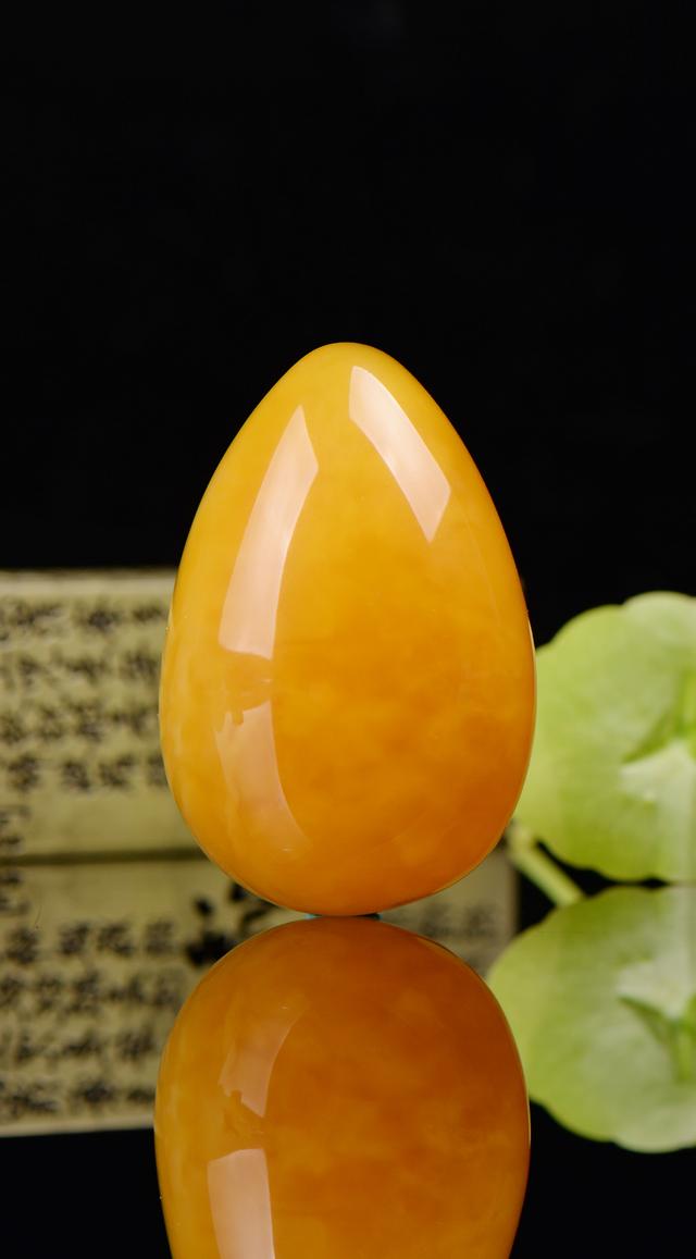 蜜蜡认主人的表现，蜜蜡的基本认识（蜜蜡佩戴有什么样的规则呢）