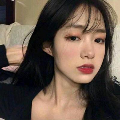 抖音流行女生头像微信，抖音流行女生头像（抖音头像图片女生头像霸气吸引人）