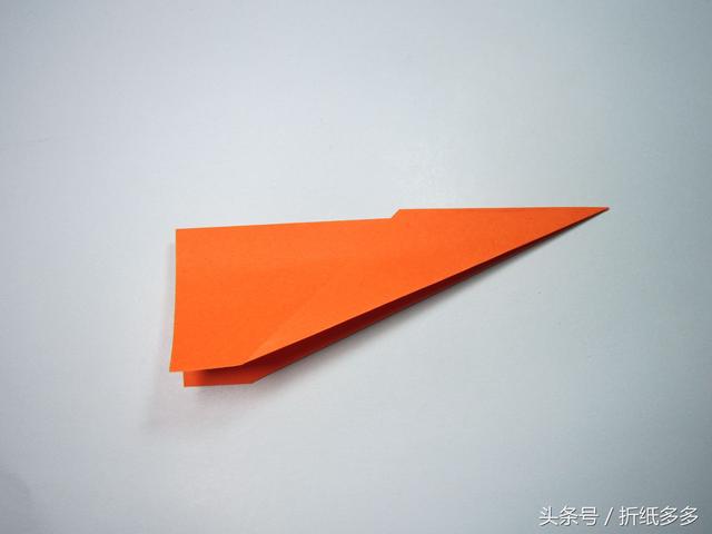 简单纸飞机的折法，简单的纸飞机折法（简单飞得远的纸飞机折纸）