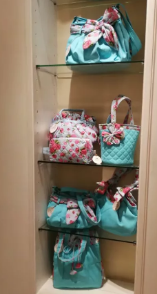 美宝莲化妆品价目表，美宝莲化妆品怎么样（<8天泰国穷游总结>产品使用及推荐）