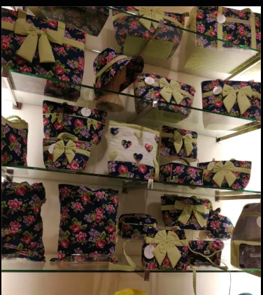 美宝莲化妆品价目表，美宝莲化妆品怎么样（<8天泰国穷游总结>产品使用及推荐）