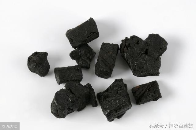 生地泡水喝的功效，生地泡水喝的功效与作用及禁忌（熟地黄泡水的五大功效及两种食用方法）