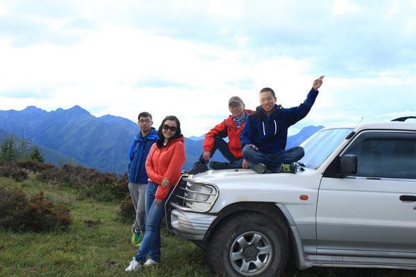 上海贡嘎山环线户外探险运动，香格里拉大环线