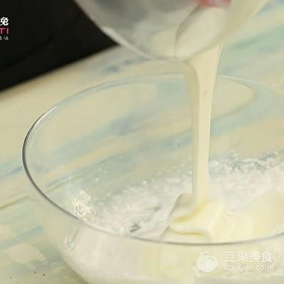 酸奶溶豆的做法，酸奶溶溶豆的做法窍门（入口即化的酸奶溶豆尝一下吗）