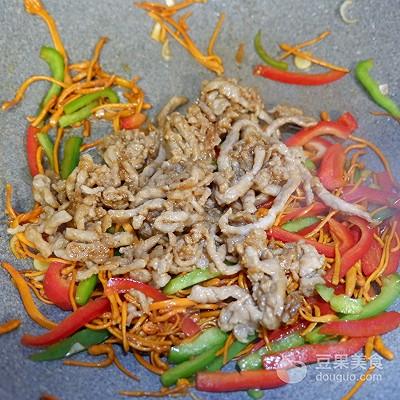 虫草花怎么做最好吃，小炒虫草花的做法