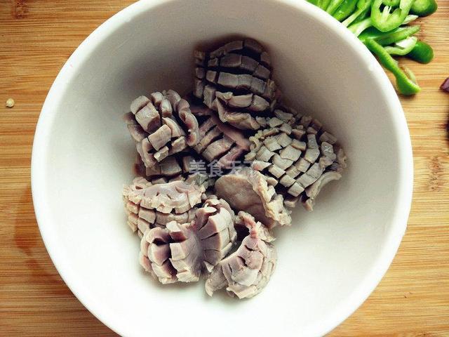 鸡胗的做法大全，家常炒鸡胗的做法大全（鸡胗的家常做法）