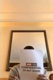 汤姆·赫兰德为什么叫荷兰弟，汤姆·赫兰德是哪国人（“小蜘蛛”荷兰弟被贴黑胶带封嘴）