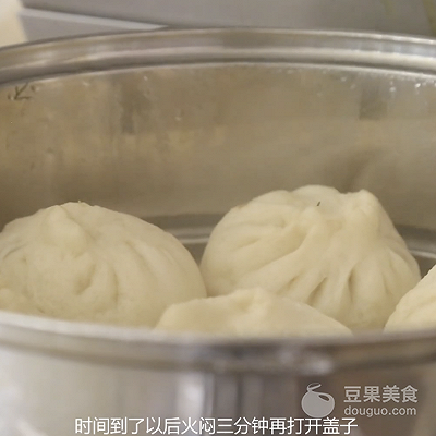 茴香肉丁包子最正宗的做法，茴香肉包子怎么做（老妈多年经验总结出的蒸包子松软不塌陷）
