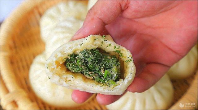 茴香肉丁包子最正宗的做法，茴香肉包子怎么做（老妈多年经验总结出的蒸包子松软不塌陷）