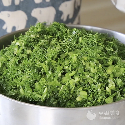 茴香肉丁包子最正宗的做法，茴香肉包子怎么做（老妈多年经验总结出的蒸包子松软不塌陷）