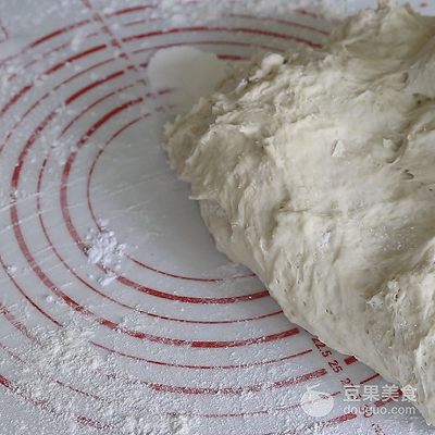 茴香肉丁包子最正宗的做法，茴香肉包子怎么做（老妈多年经验总结出的蒸包子松软不塌陷）
