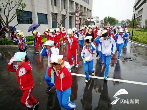 地震来了怎么办，幼儿园安全教案地震来了怎么办（一组图带你了解地震应急救援全过程）
