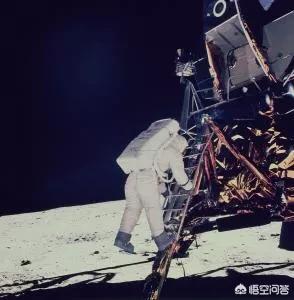 关于金字塔的传说，有关金字塔的传说（月球上金字塔传说揭秘）