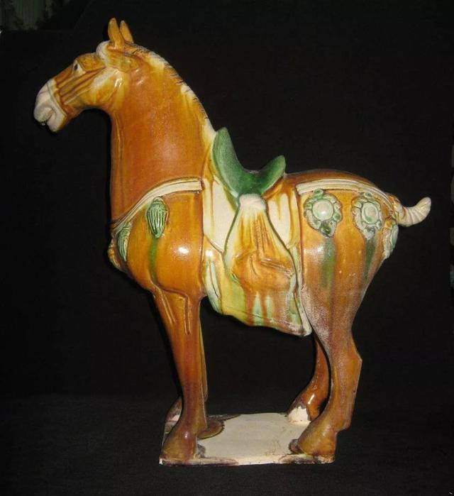 唐三彩系列 马,唐三彩马陶瓷马摆件(鉴赏,唐三彩系列 马)